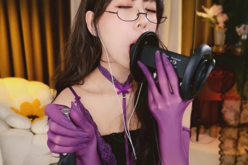 《深情默指导》的魔法：一位失眠者的“安抚音”专家，如何用触发音与细腻语音，让你在黑暗中找回安宁-2